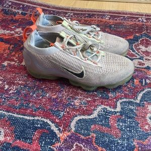 Women’s nike shoes